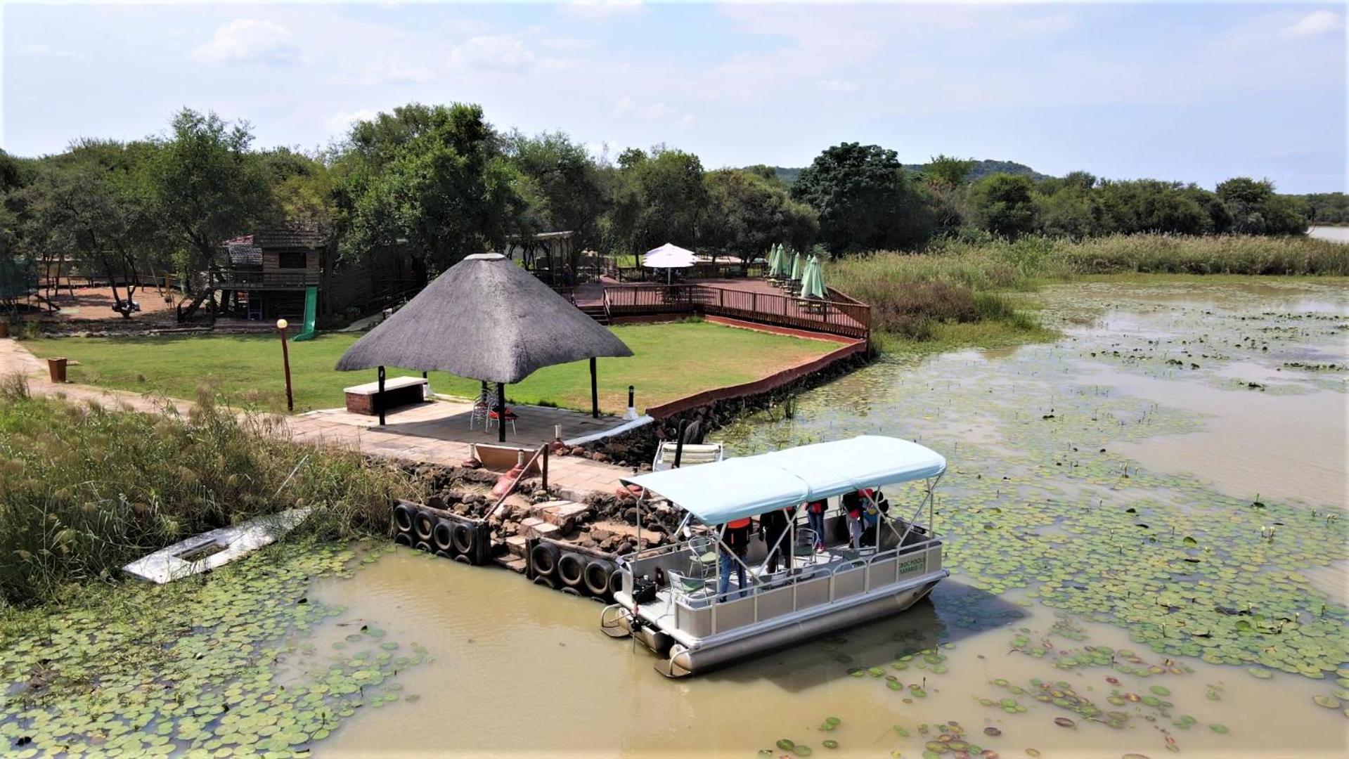 Crocodile Pools River Safaris Габороне Экстерьер фото